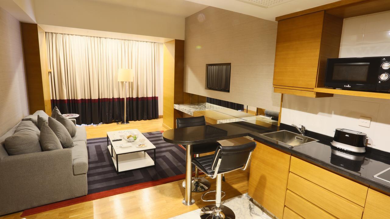Avari Towers Karachi Extérieur photo A typical studio apartment